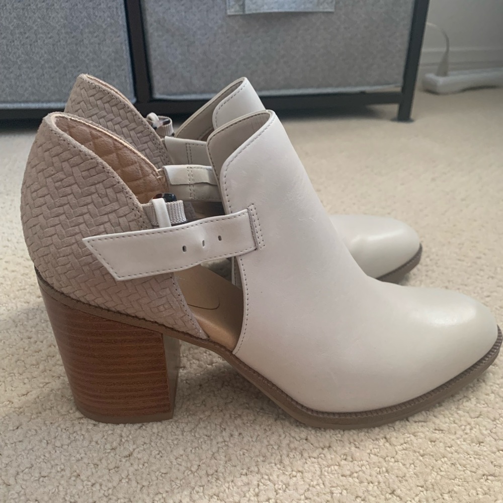 Dr. Scholl’s Lola Shooties